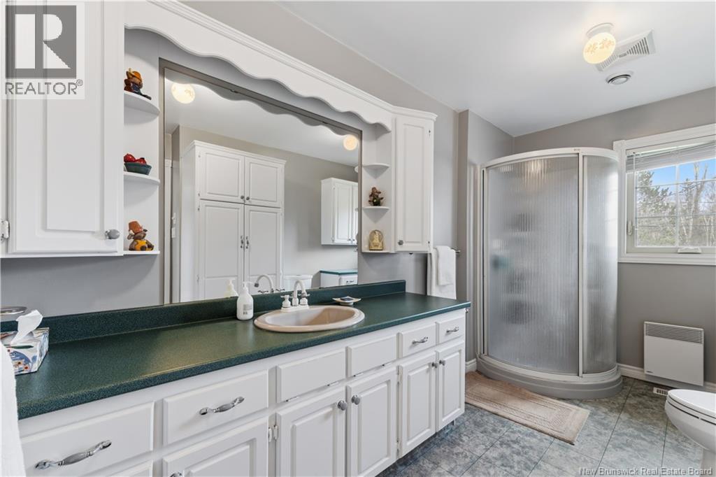 12 Thaddee Street - 21