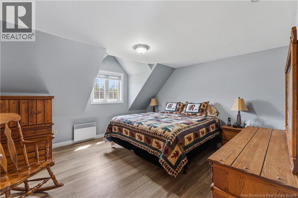 12 Thaddee Street - 29