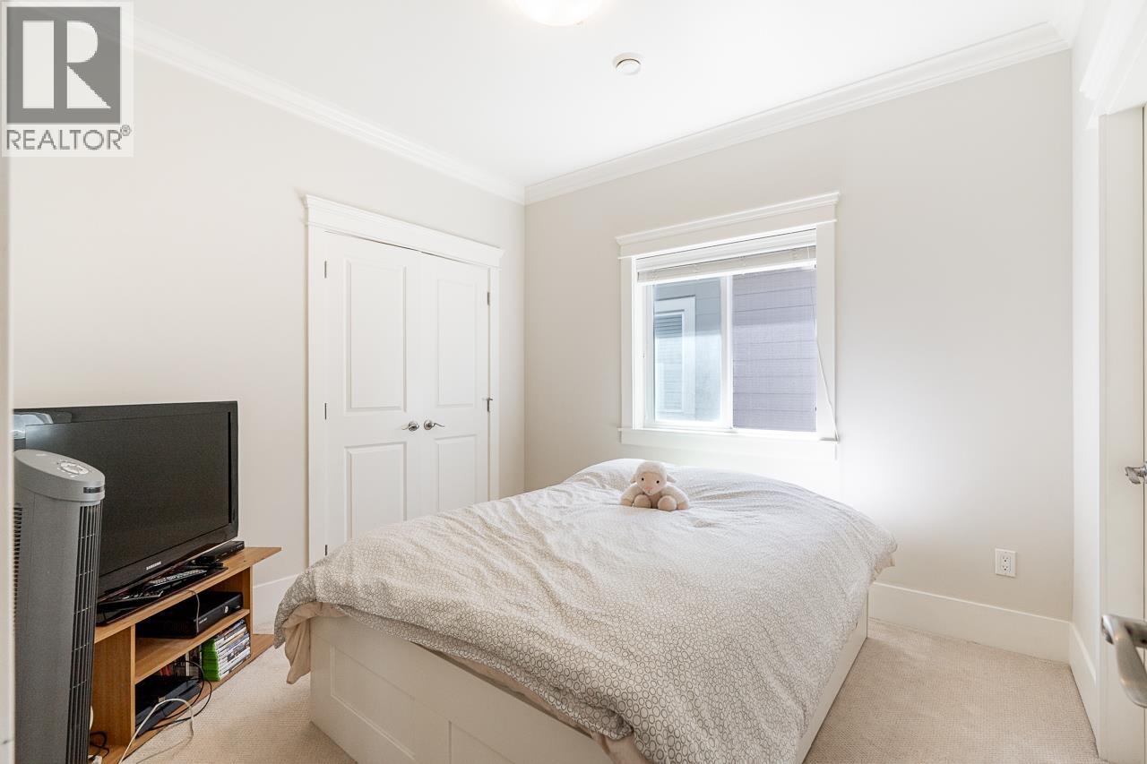4988 DUNCLIFFE ROAD, Richmond