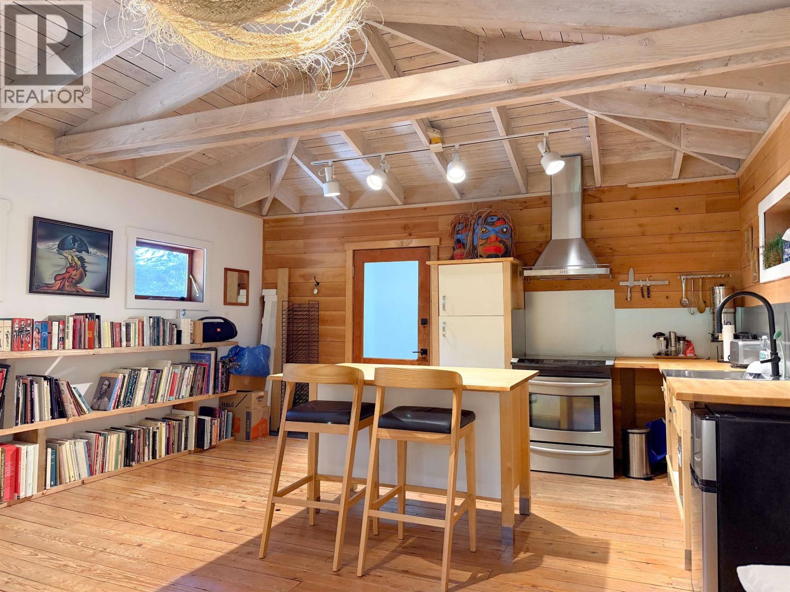 901 WINDJAMMER ROAD, Bowen Island