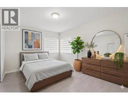 716 Crane Place, New Westminster, BC V3M6P5 Photo 10