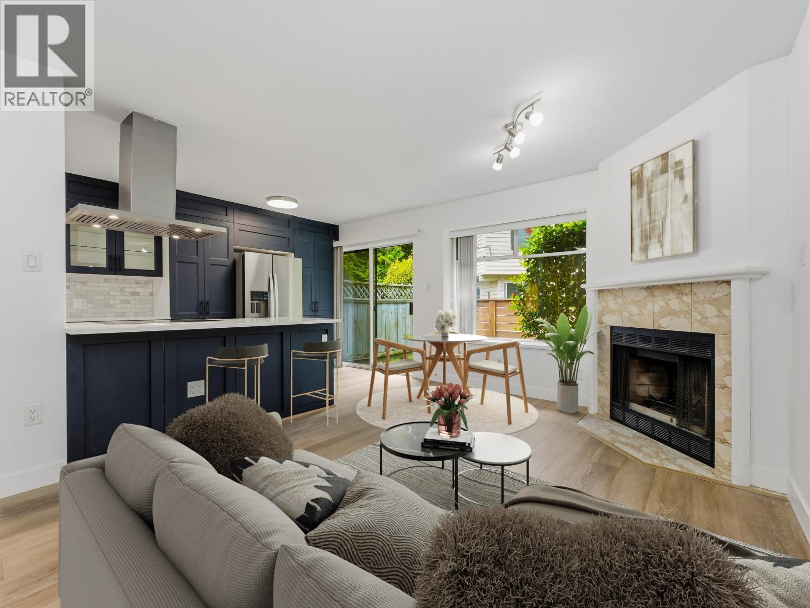 3 7691 MOFFATT ROAD, Richmond
