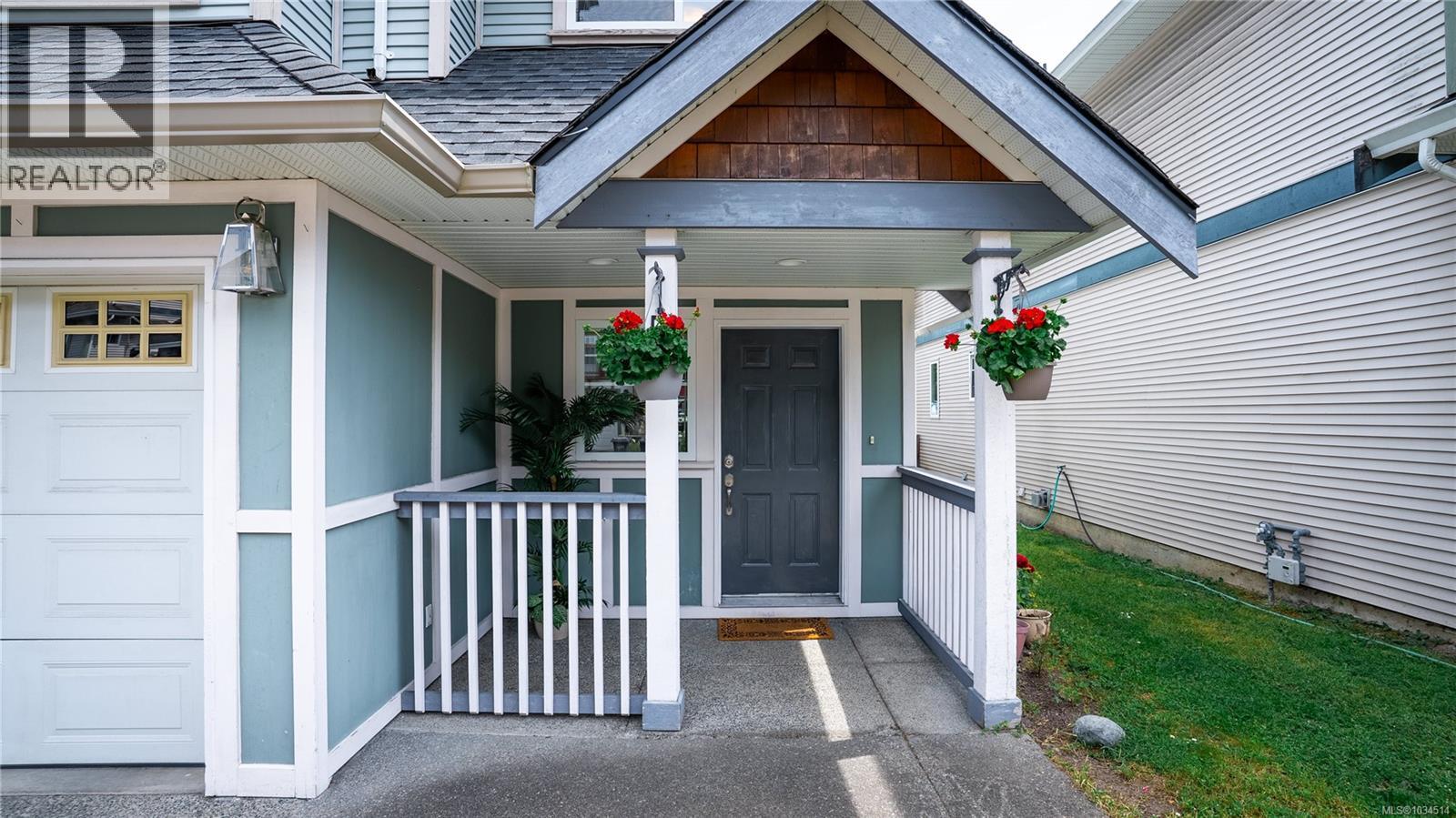 #5 921 Colville Rd - Image 2
