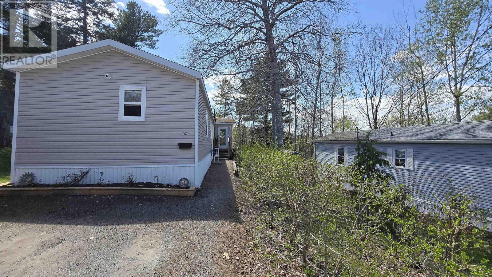 Property 35 of 35 of 27 Pinecrest Drive