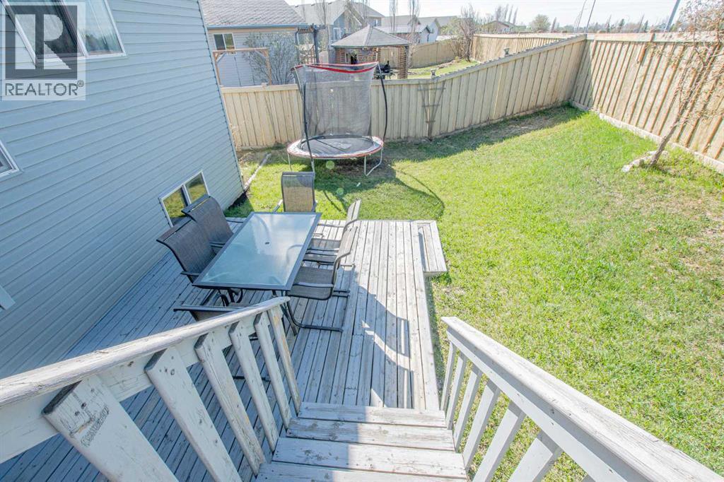 7110 90 Street - 21