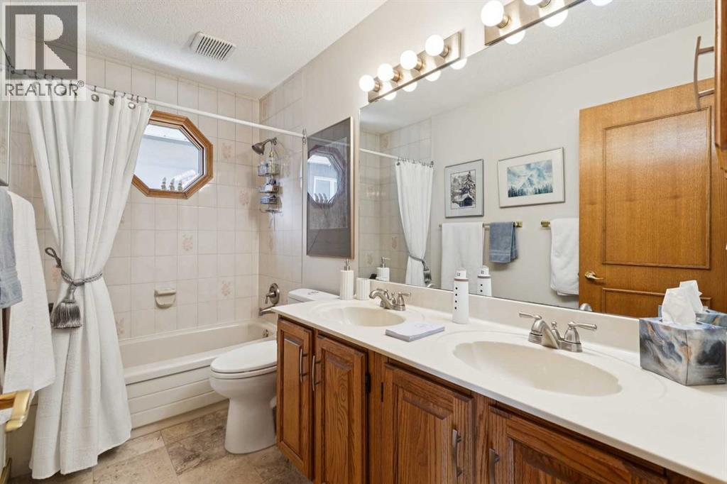 55 Edenstone View NW - 35