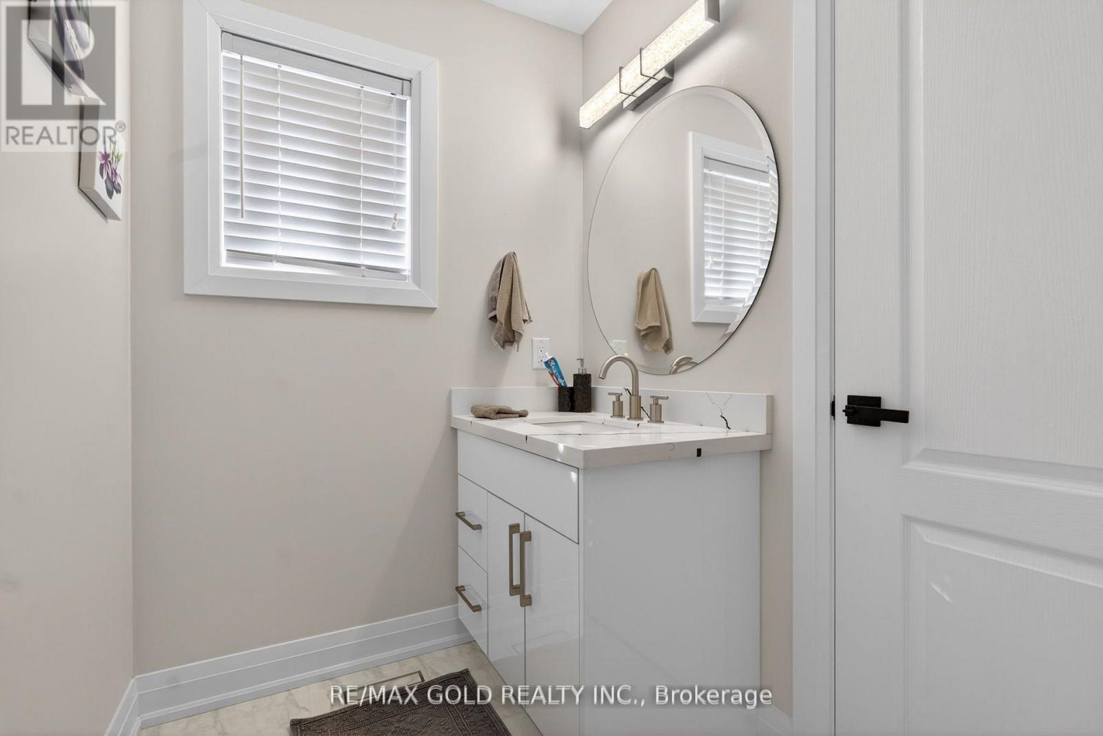 151 BRISDALE DRIVE - 29