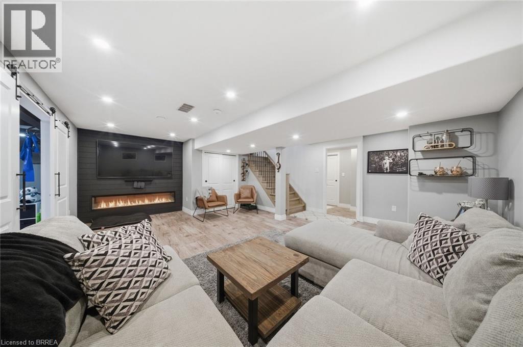 5 BEEMER Street - 28