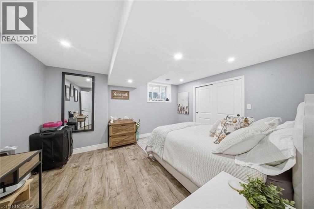 5 BEEMER Street - 31