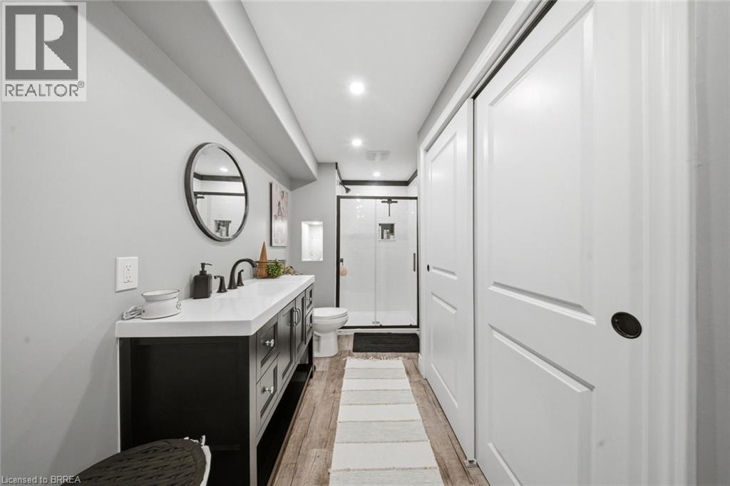 5 BEEMER Street - 32