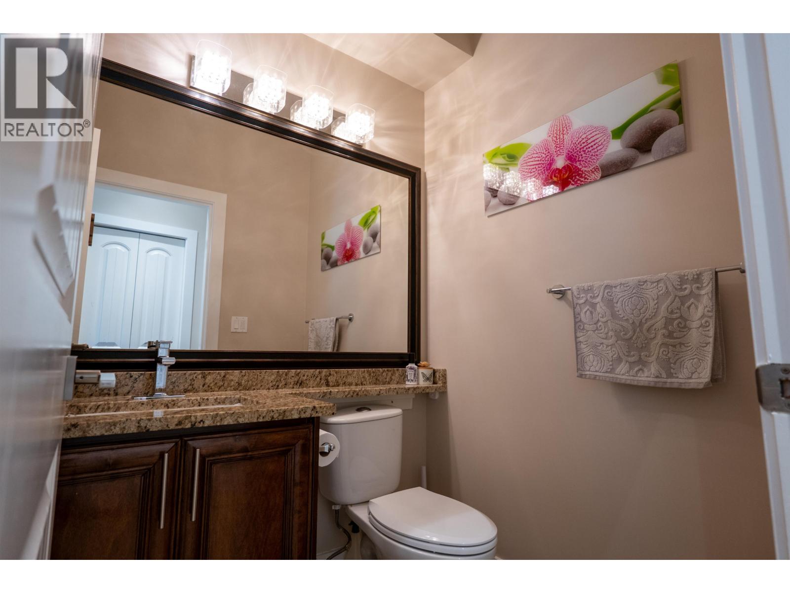 6982 BURNS COURT, Burnaby