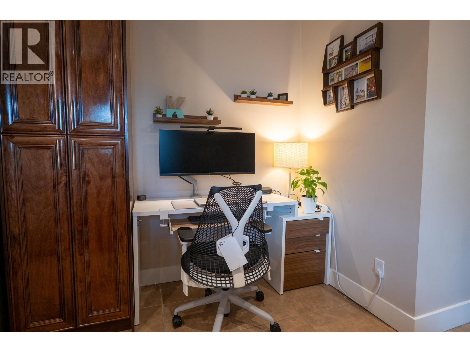 6982 BURNS COURT, Burnaby