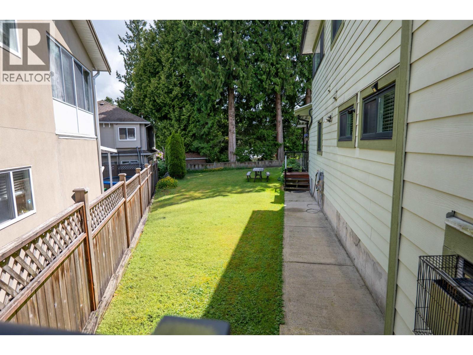 6982 BURNS COURT, Burnaby
