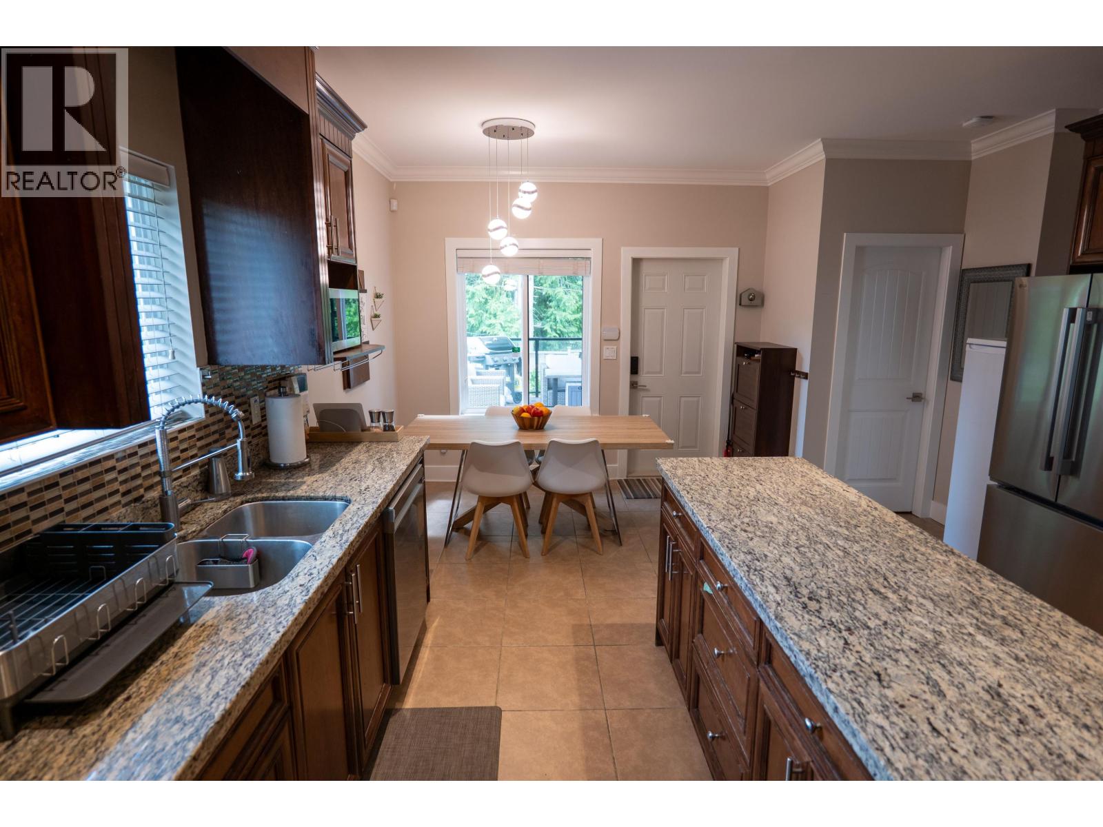 6982 BURNS COURT, Burnaby