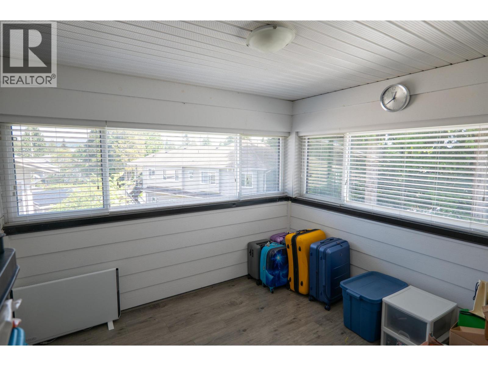 6982 BURNS COURT, Burnaby