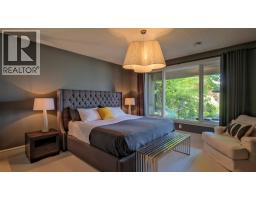 1749 Capistrano Drive, Kelowna, BC V1V2Z3 Photo 57
