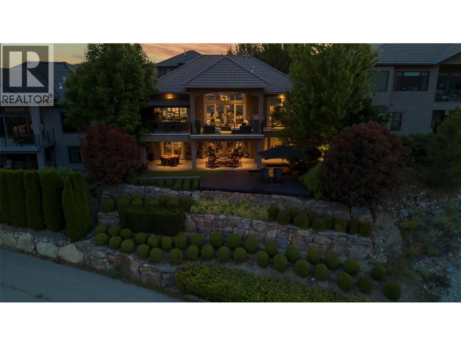 1749 Capistrano Drive - 54