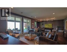1749 Capistrano Drive, Kelowna, BC V1V2Z3 Photo 24