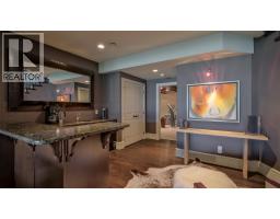1749 Capistrano Drive, Kelowna, BC V1V2Z3 Photo 22