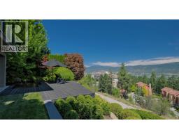 1749 Capistrano Drive, Kelowna, BC V1V2Z3 Photo 45