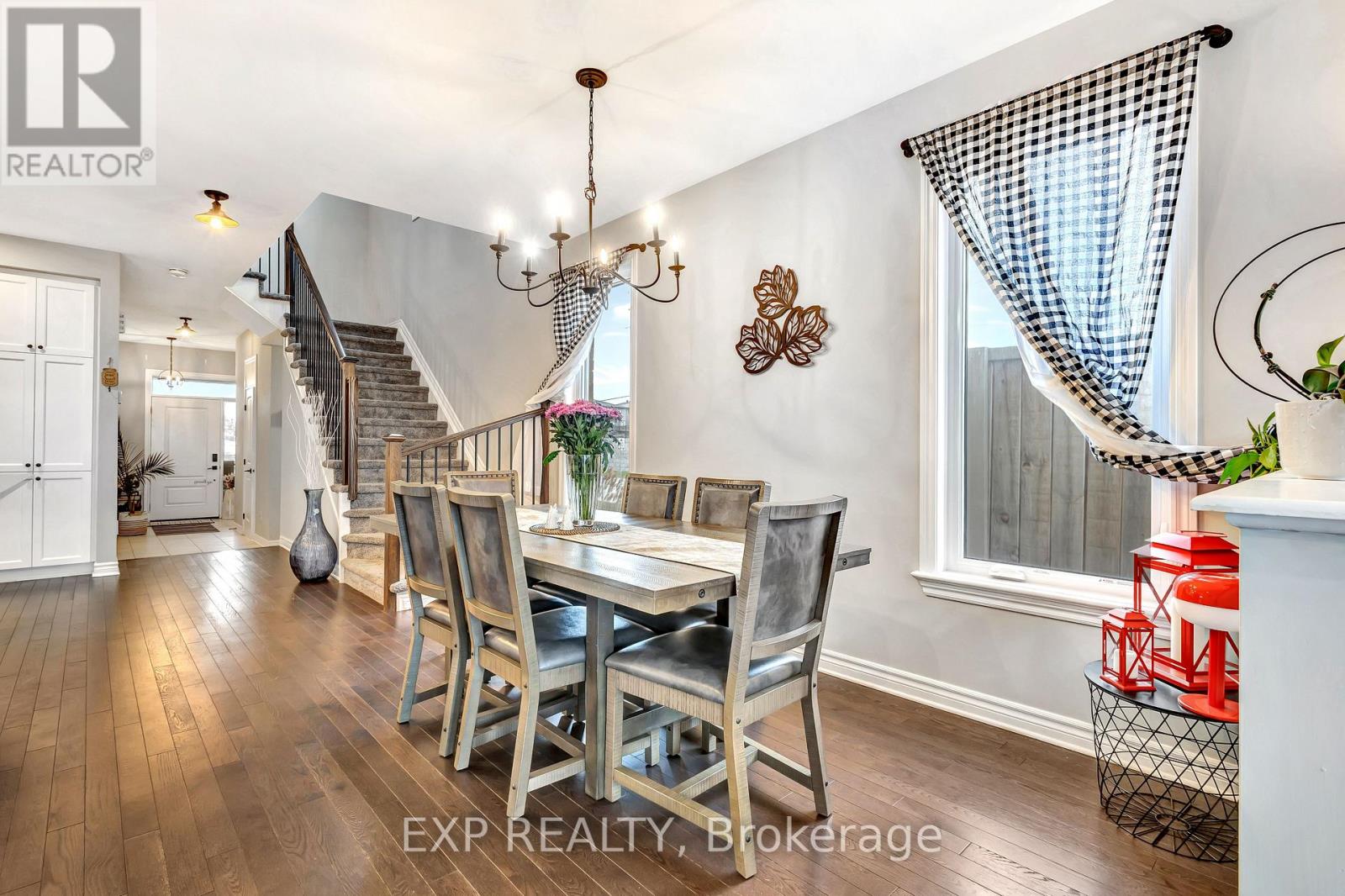 180 JARDINIERE STREET - 13