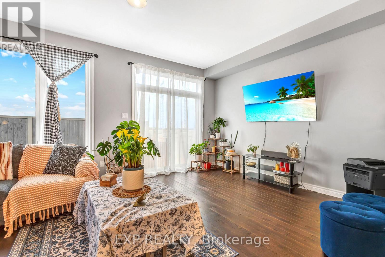 180 JARDINIERE STREET - 18