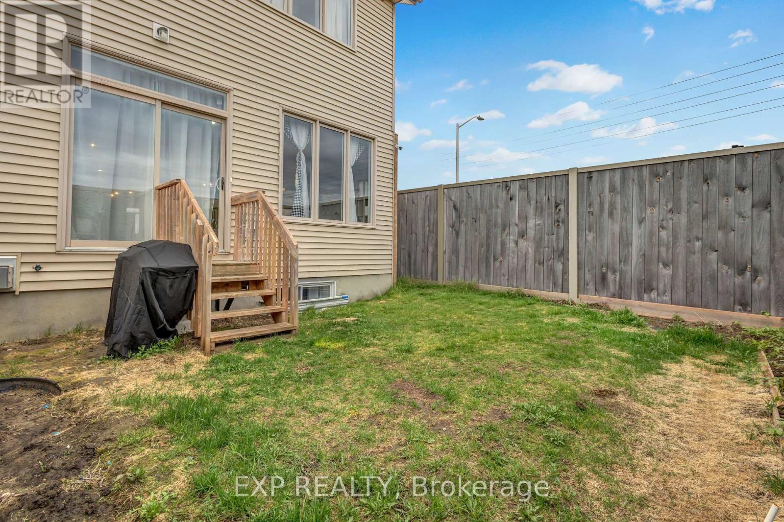 180 JARDINIERE STREET - 39