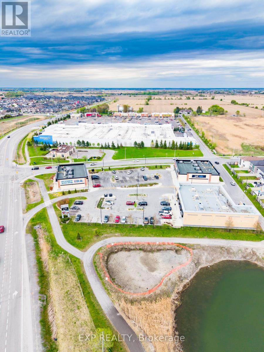 180 JARDINIERE STREET - 42