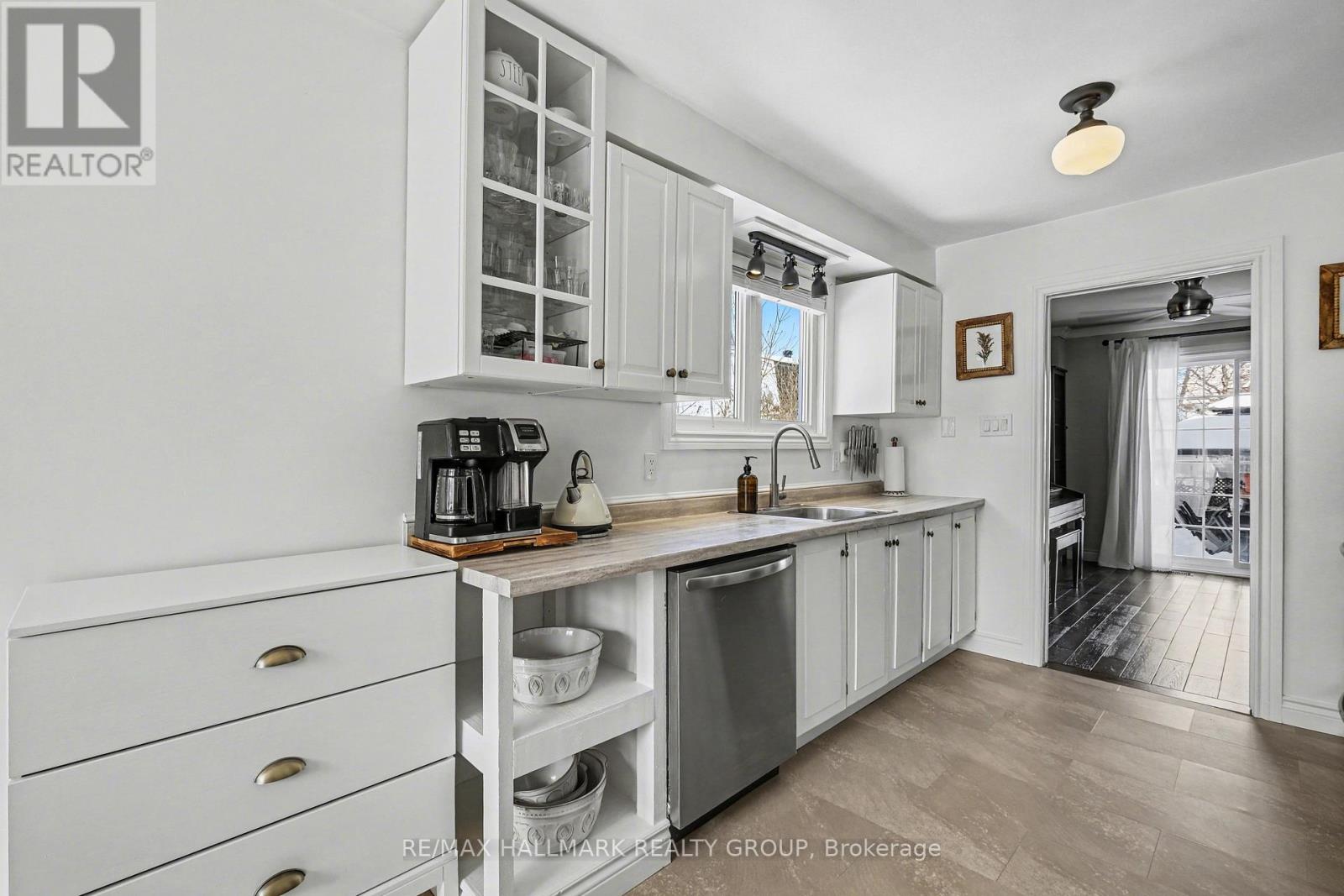 62 PRIAM WAY - 15
