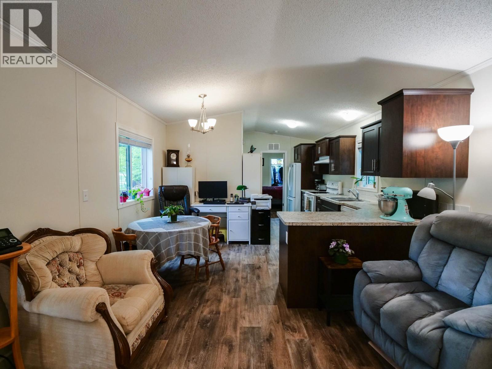 #7 654 NORTH FRASER DRIVE - 10