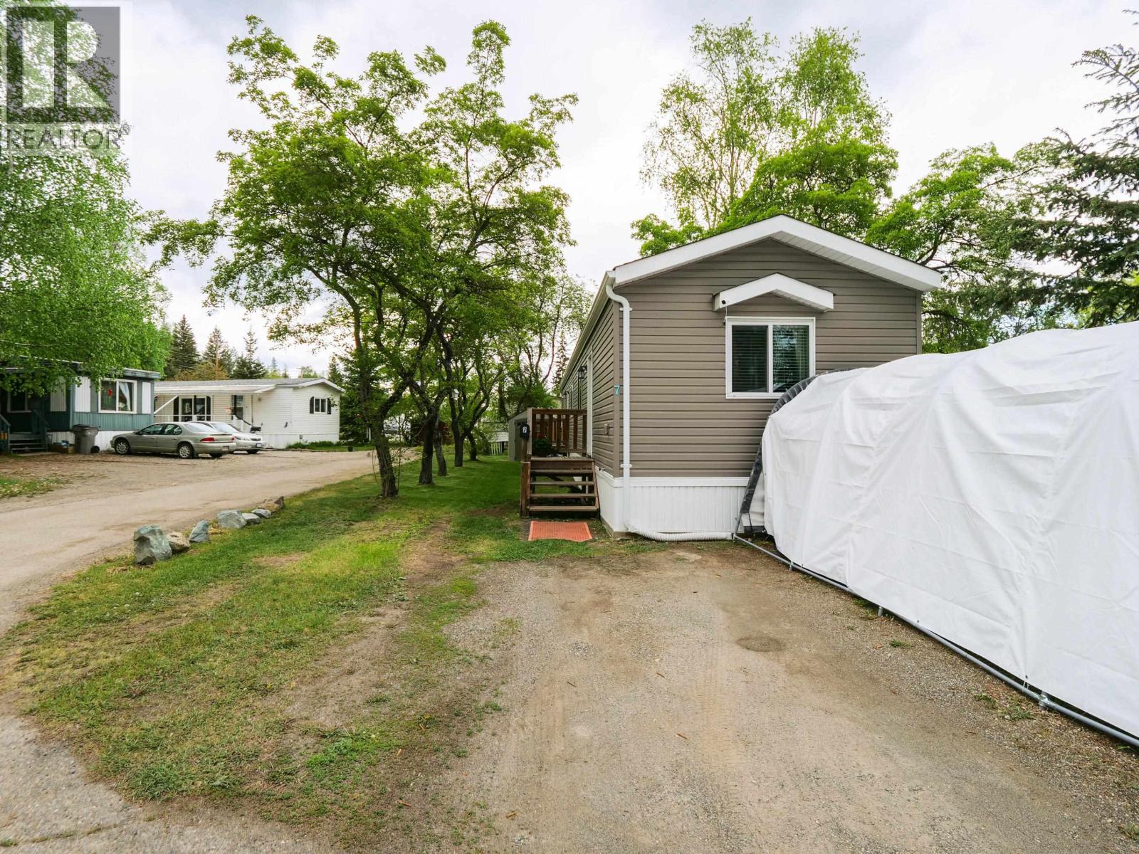 #7 654 NORTH FRASER DRIVE - 30