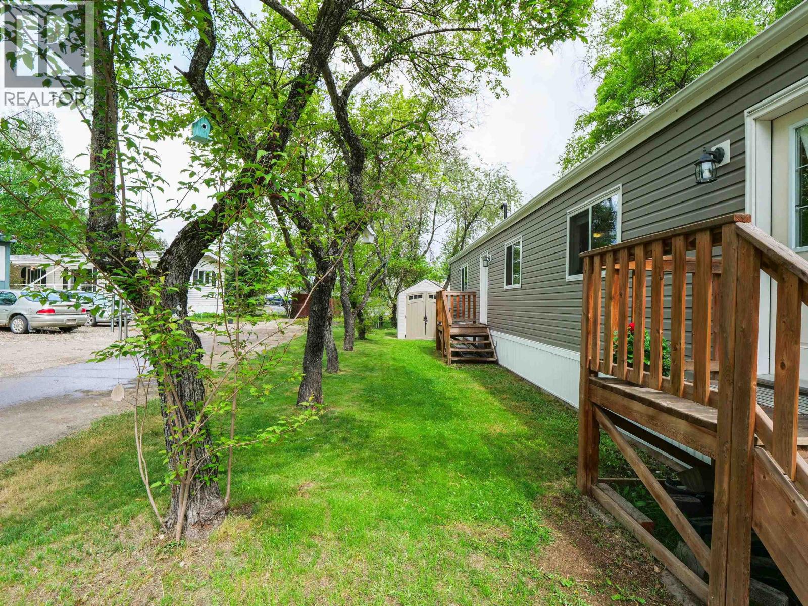 #7 654 NORTH FRASER DRIVE - 33
