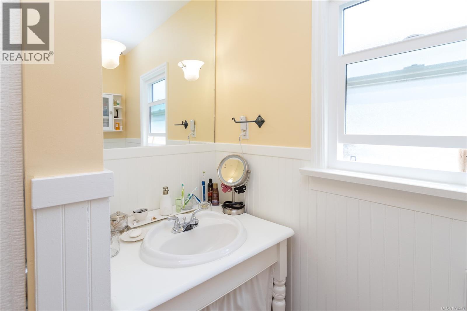 855 Linkleas Ave - 16