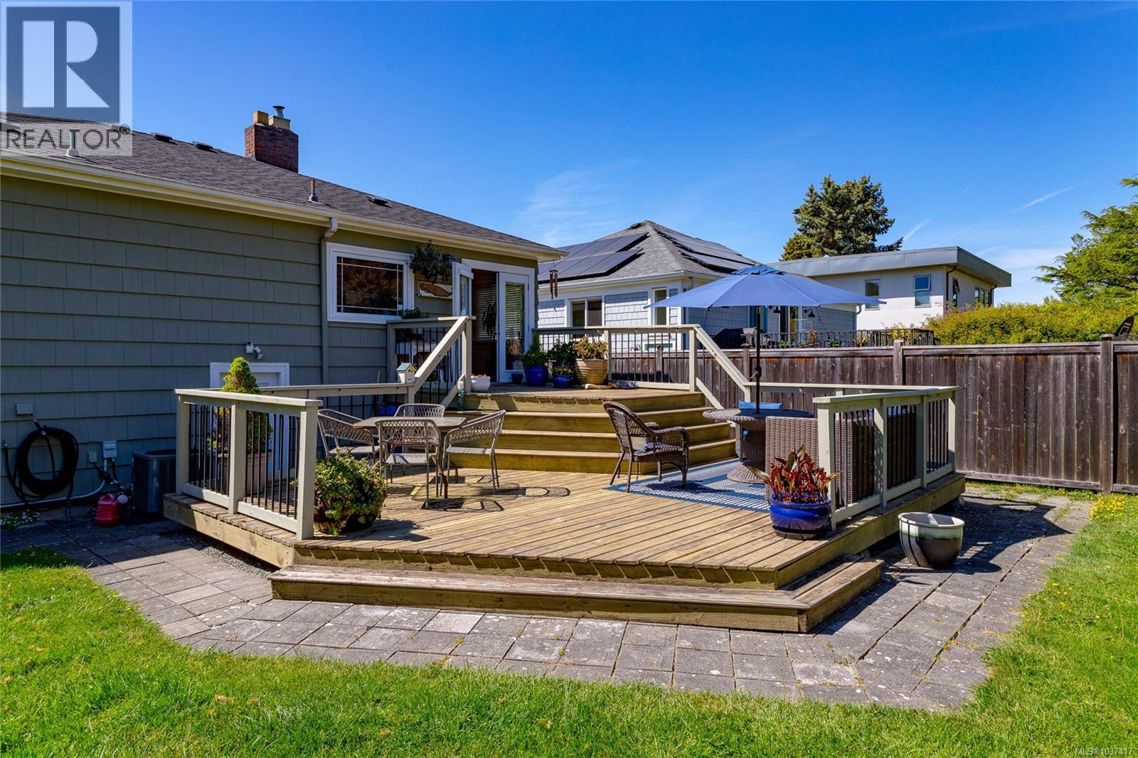 855 Linkleas Ave - 26
