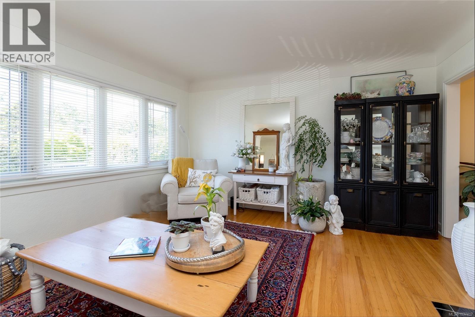 855 Linkleas Ave - 5