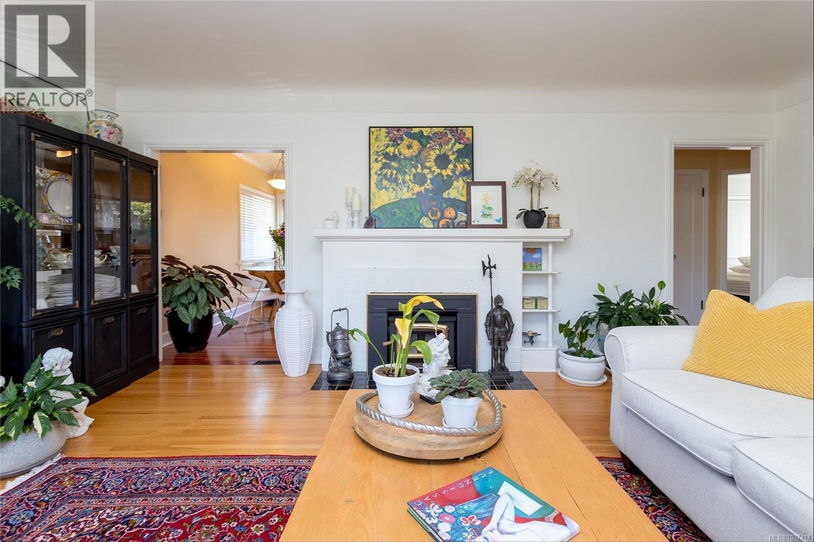 855 Linkleas Ave - 7