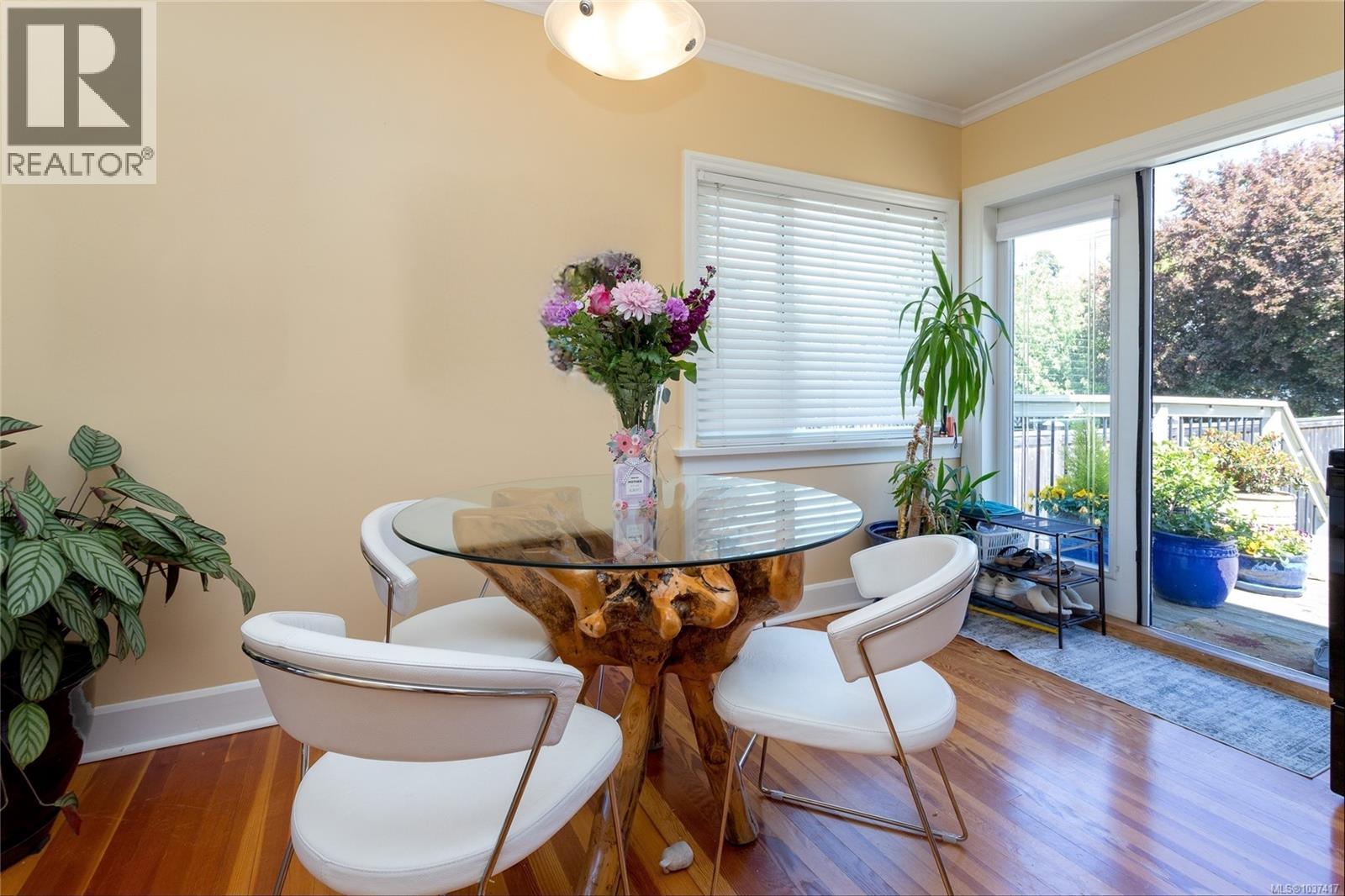 855 Linkleas Ave - 9