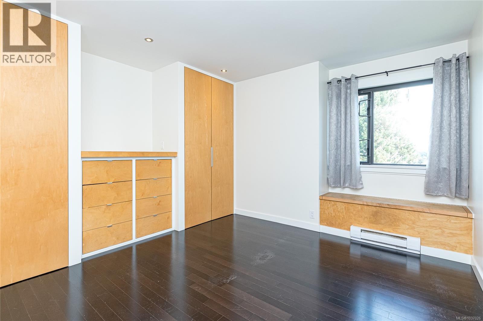 #1005 1630 Quadra St - 14