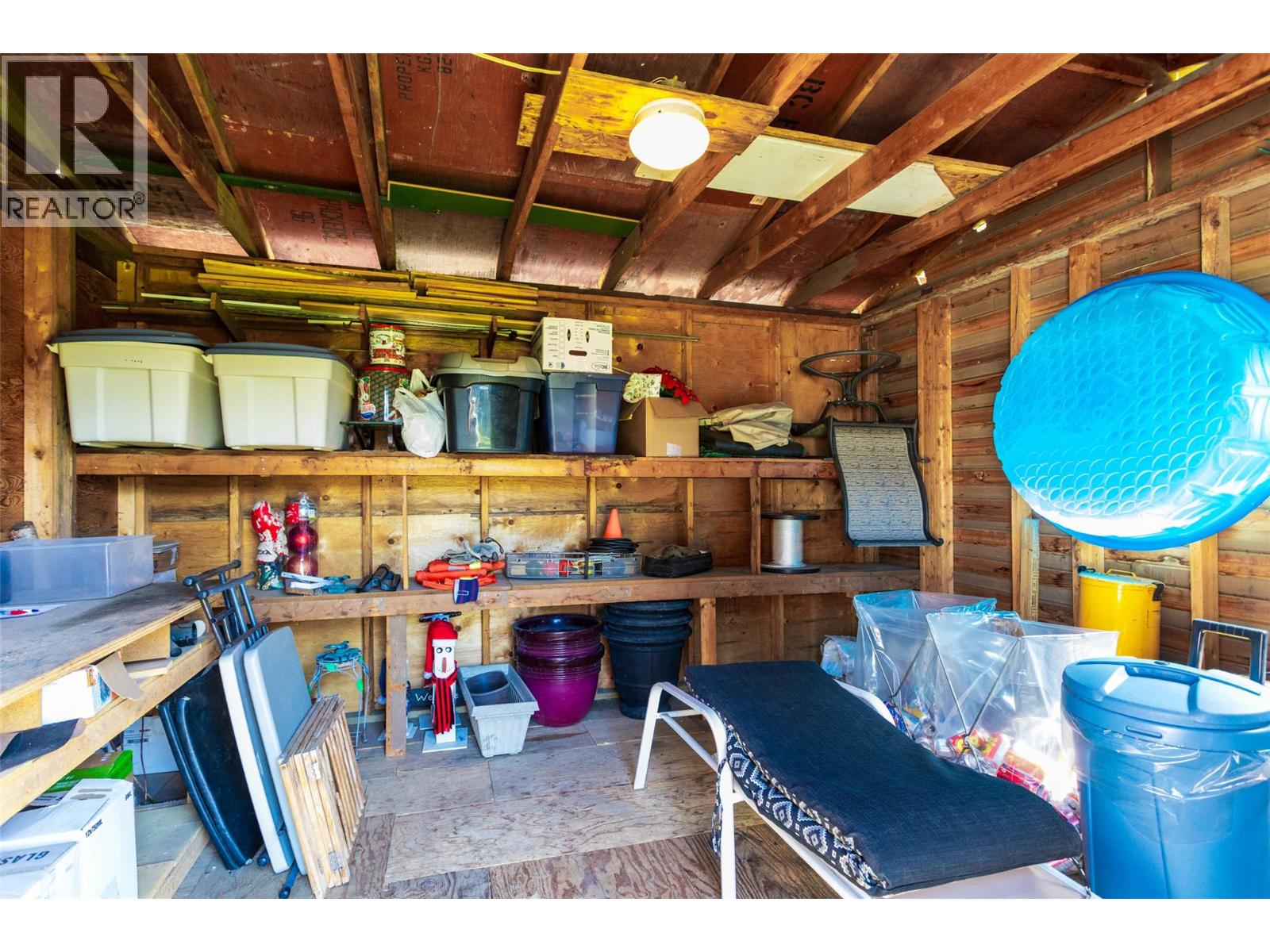 1490 Cornwall Road - 39