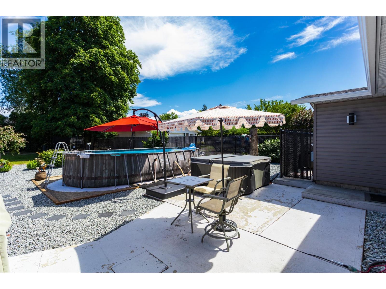 1490 Cornwall Road - 31