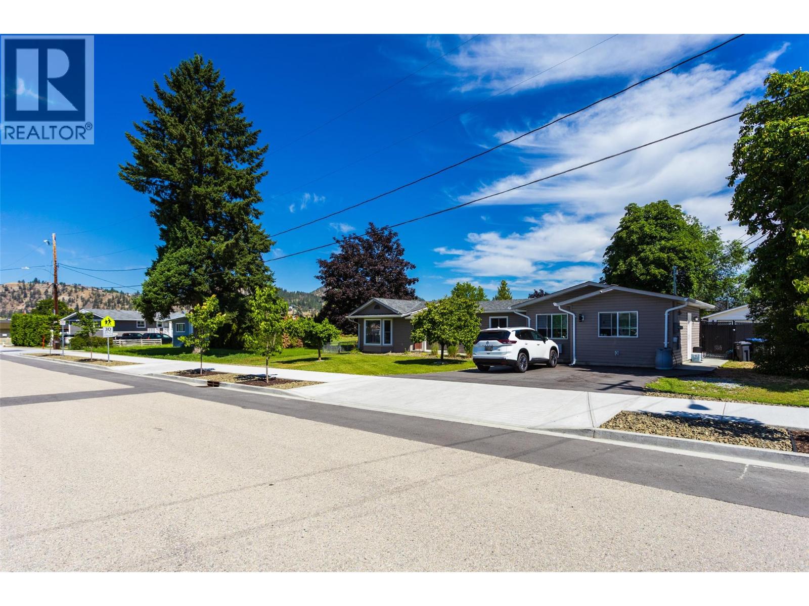 1490 Cornwall Road - 53