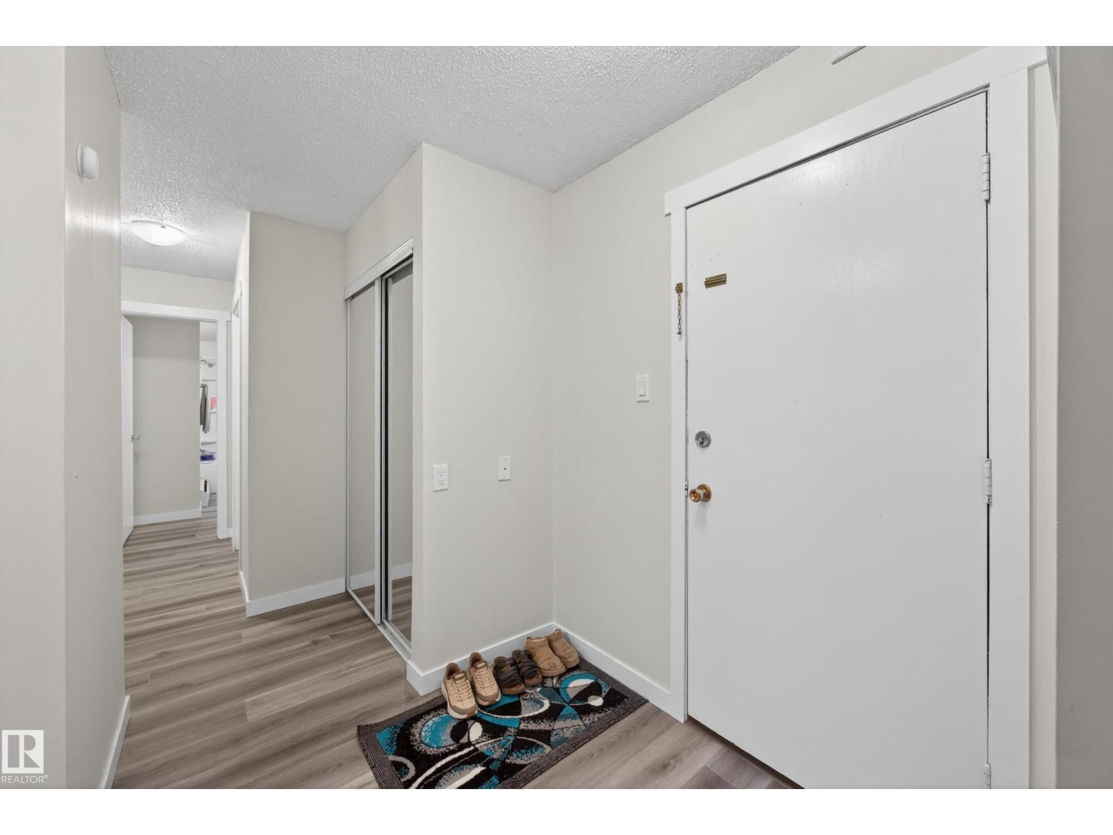 #105 4503 51 ST - 9