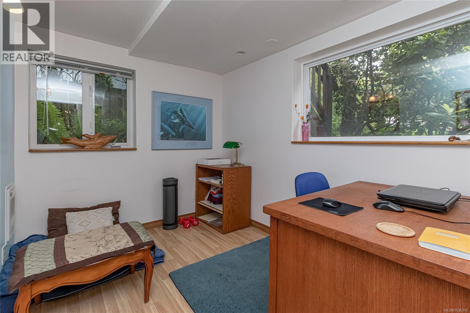 1742 Christmas Ave - 33