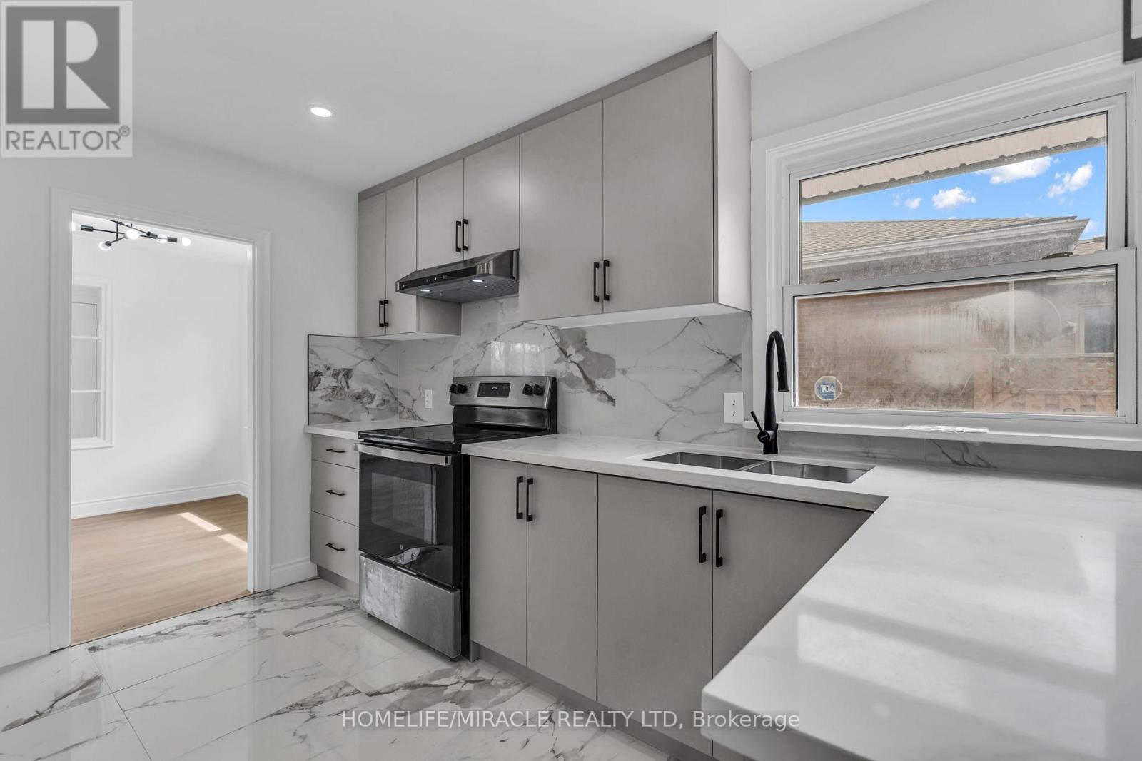 205 BURLINGTON STREET - 13