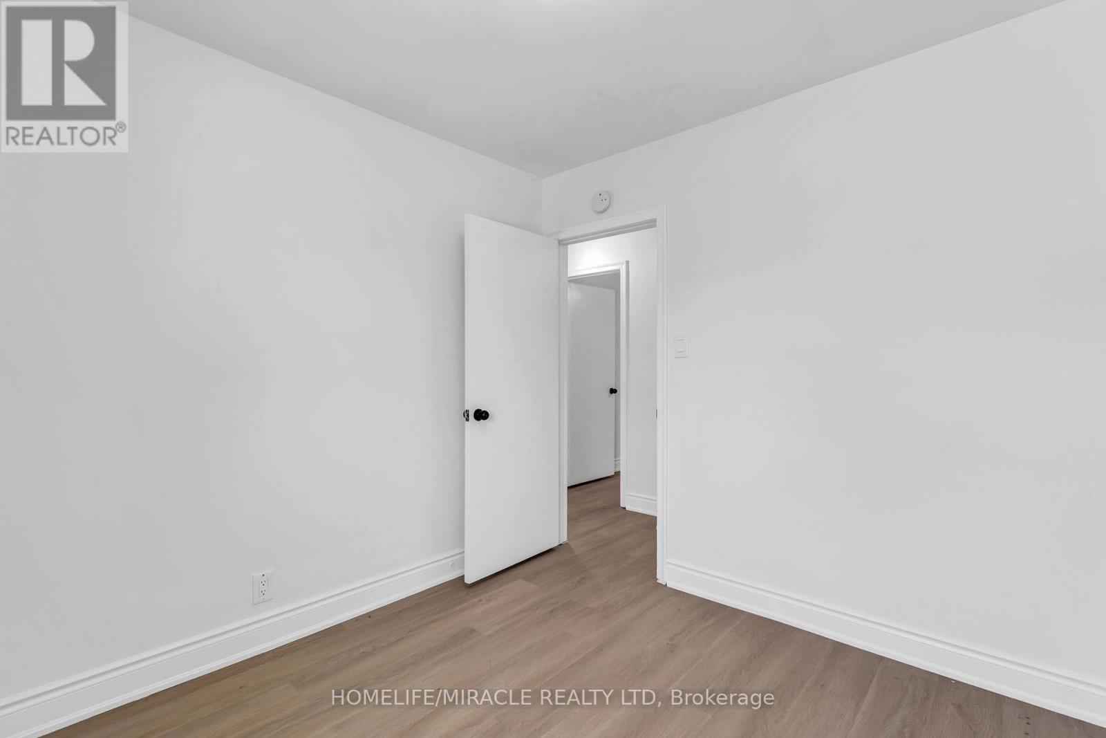 205 BURLINGTON STREET - 23