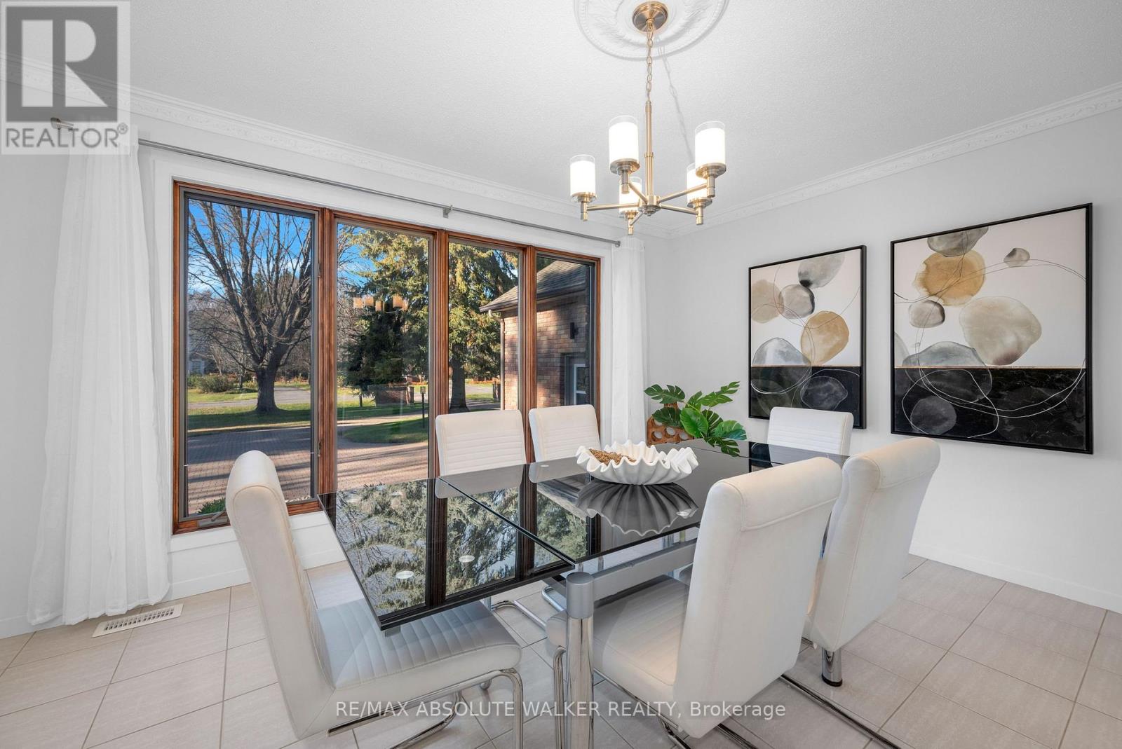 108 MARGARET ANNE DRIVE - 13