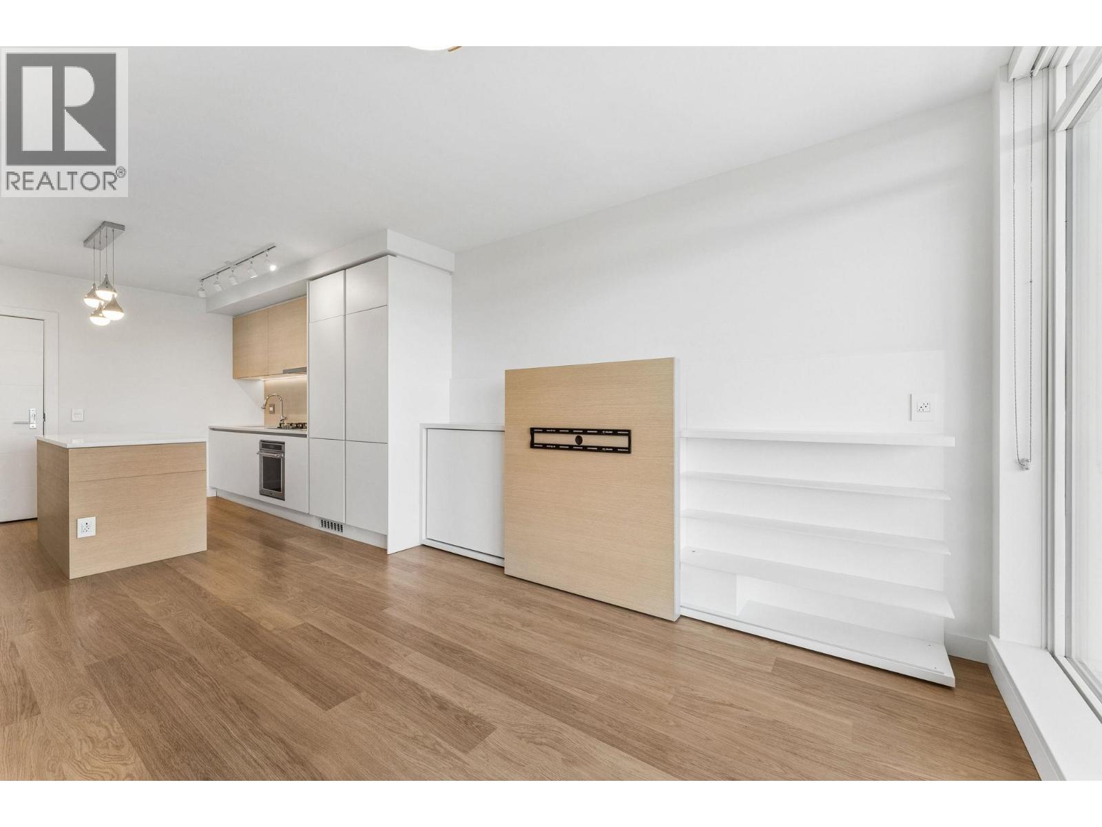 1808 525 FOSTER AVENUE, Coquitlam