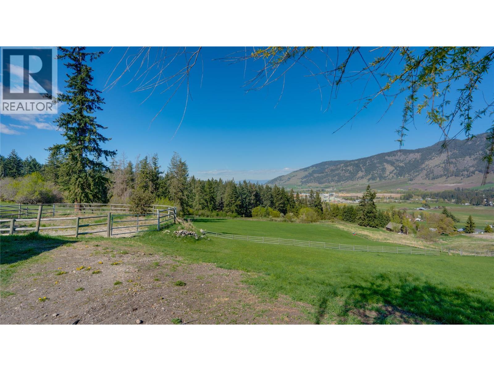 5360 Learmouth Road - 17