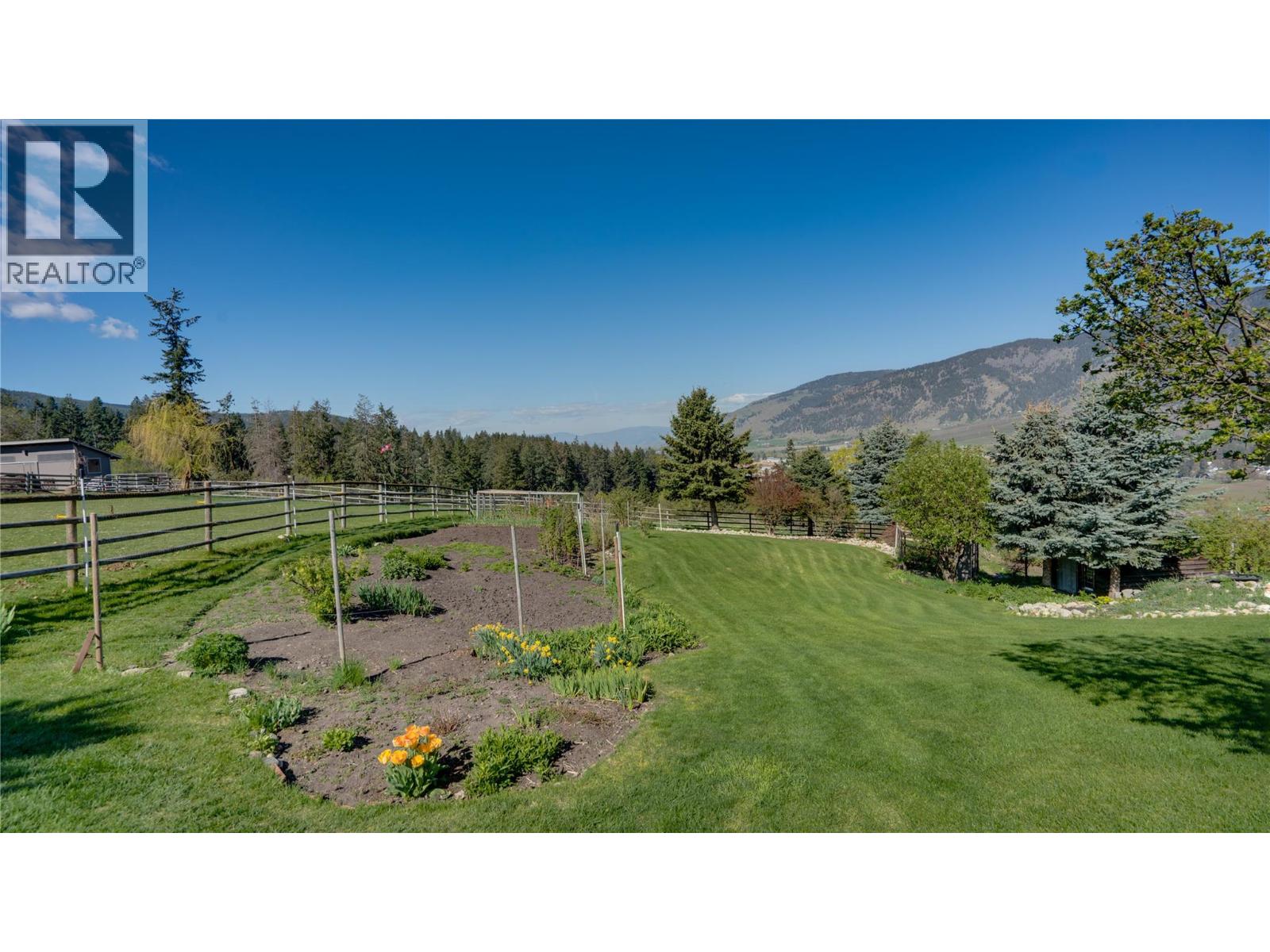 5360 Learmouth Road - 14