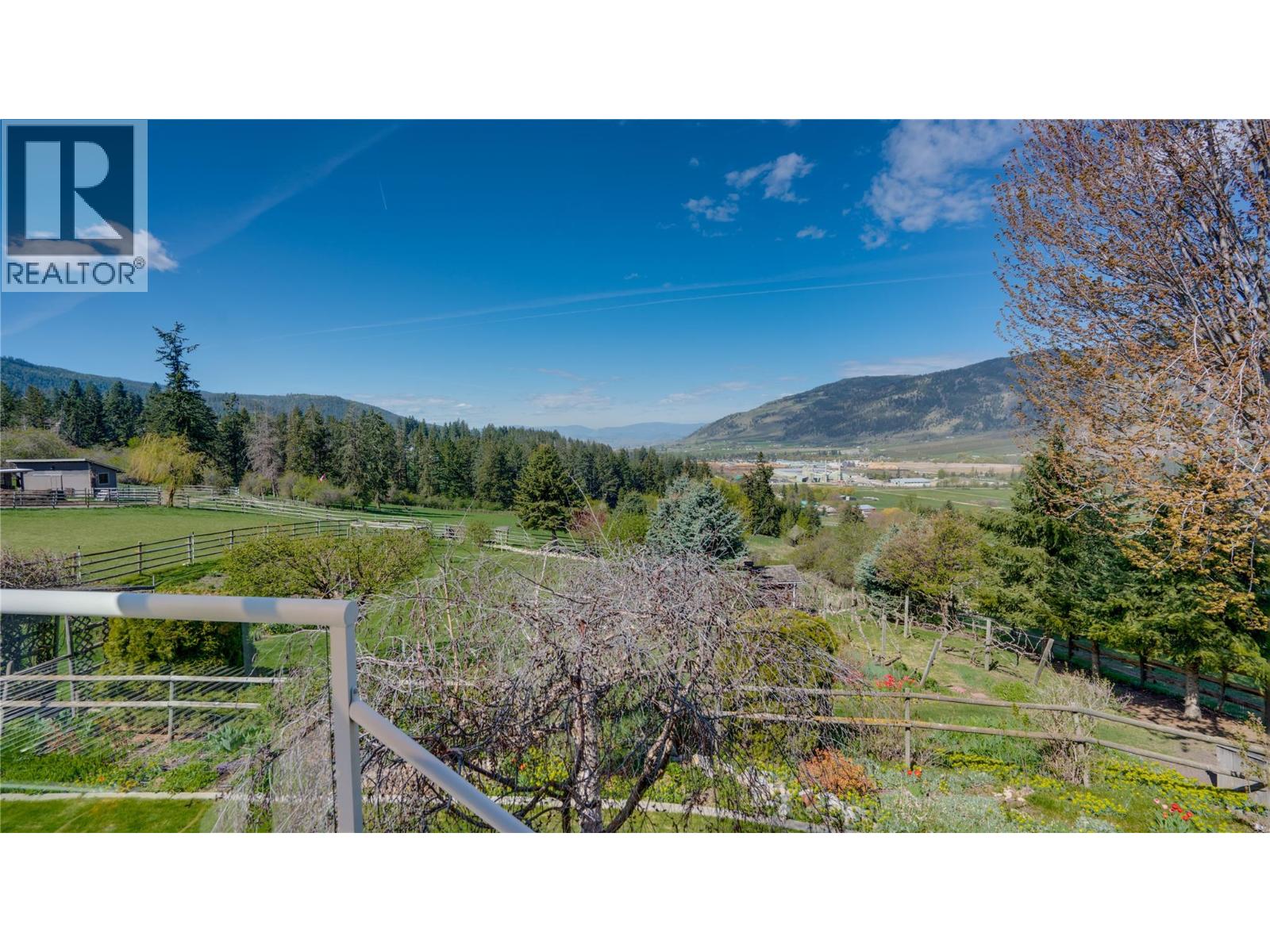 5360 Learmouth Road - 37